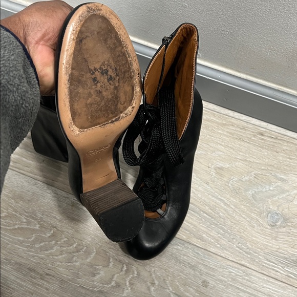 Chloe Harper Lace Up Boots - Picture 5 of 8